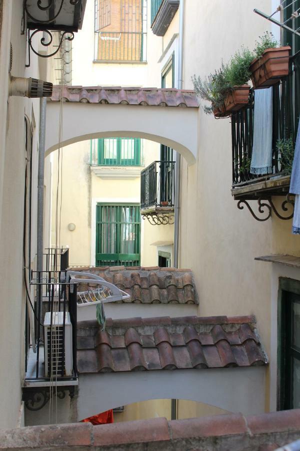 Arcadia 55 Apartment Salerno Bagian luar foto
